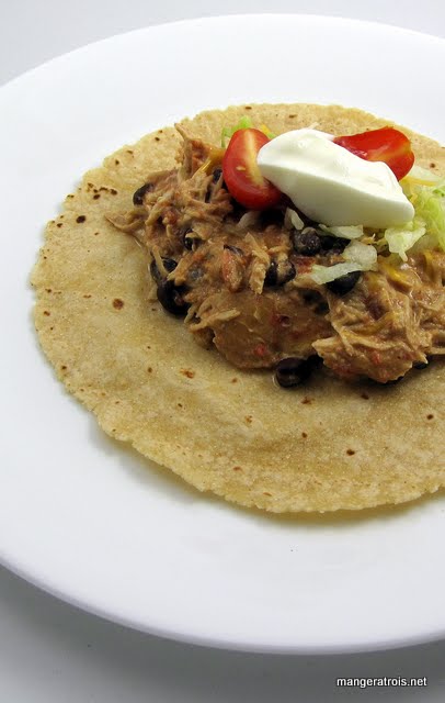 Slow Cooker Creamy Chicken Tacos