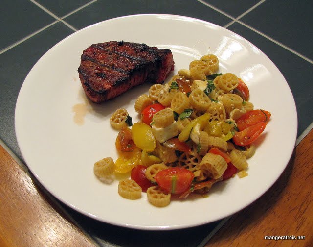 Cherry Tomato Caprese Pasta Salad