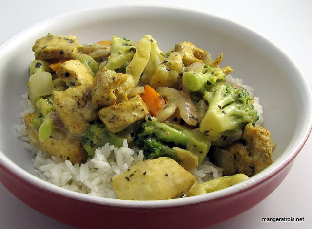 Basil Chicken in Coconut Curry Sauce