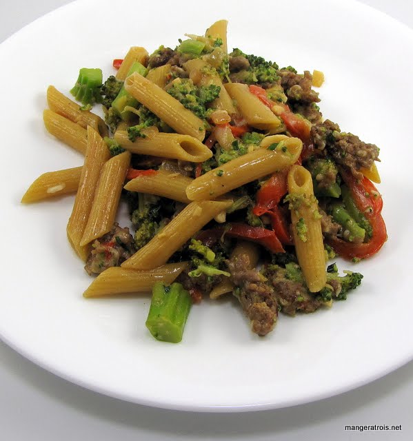 Creamy Skillet Penne with Broccoli and Sausage